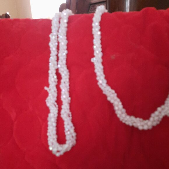 27' Vintage Irridescent Braided Christmas Tree Garland - Picture 2 of 3